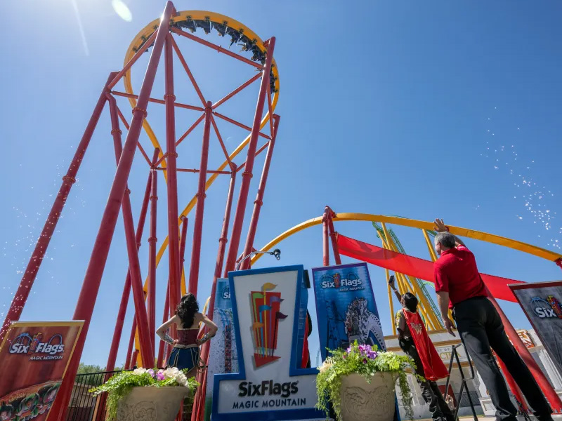 玩完過山車後，男子昏倒嚴重腦死亡