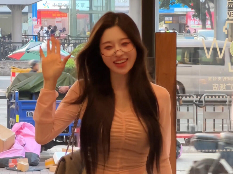 一緒に遊びましょうか? 一緒に遊びましょうか?