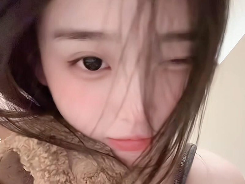 誰かが私は大人じゃないと言います