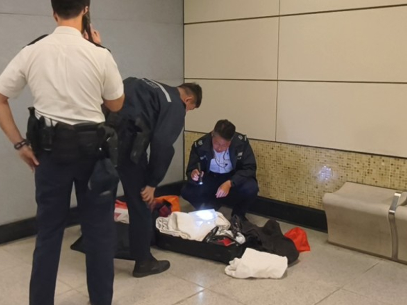 港鐵站發現可疑行李，警方檢獲 41 粒偉哥