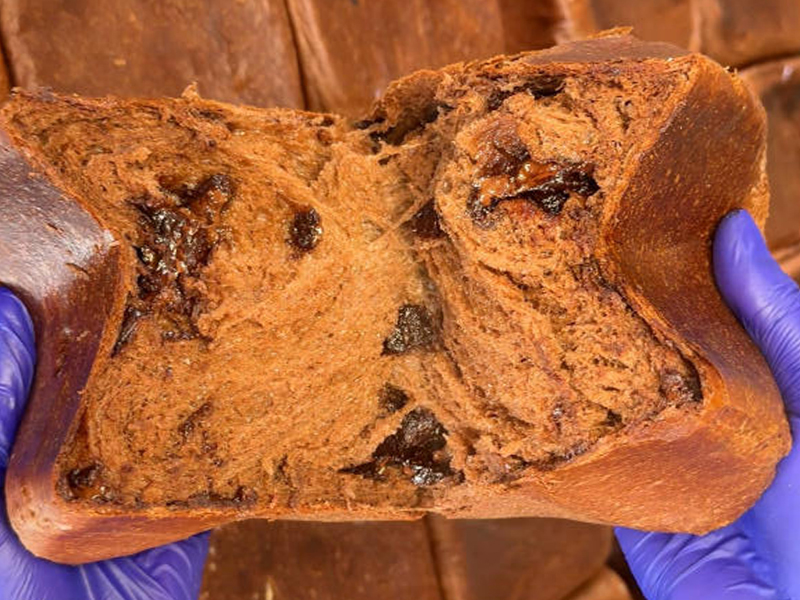 福岡福岡站旁，巧克力麵包驚喜！