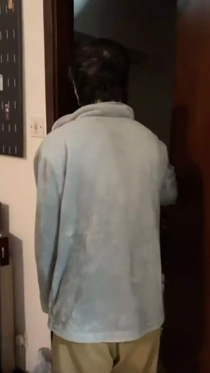 捉姦流出：音樂才子偷食十八歲妹 (有片)