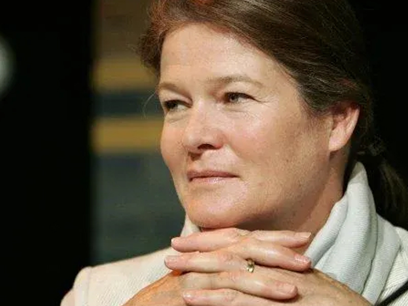 20 年全職家庭主婦，變億萬富婆