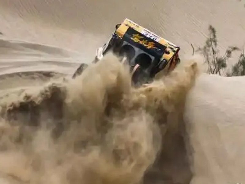 51 歲吳京突發意外 51 歲吳京突發意外