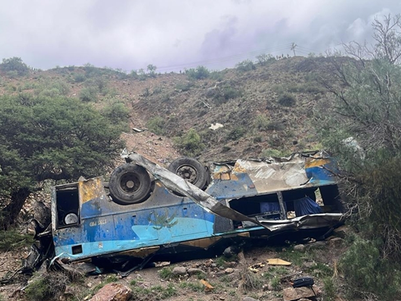 嚴重車禍致 21 名運動員喪生