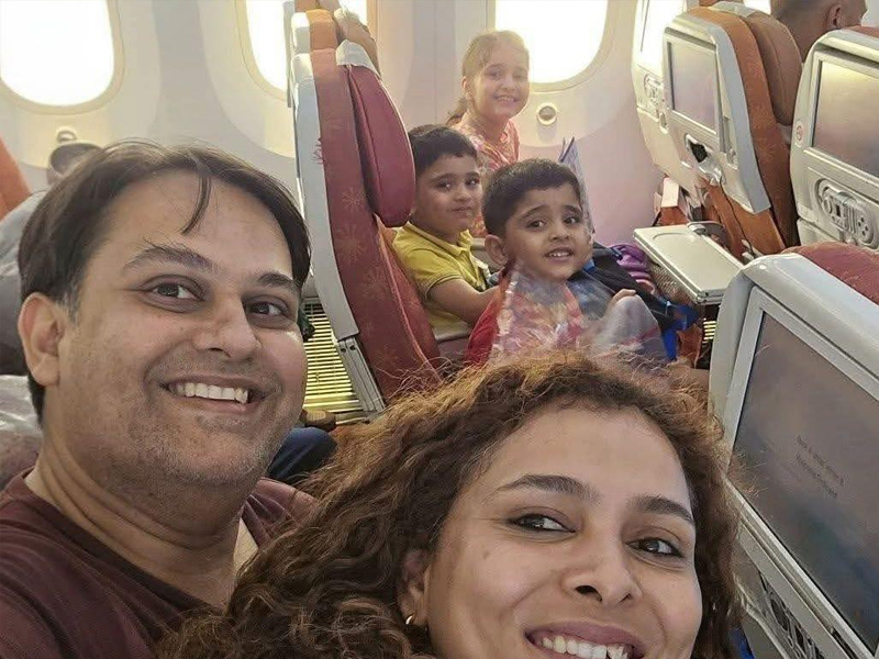 一家五口機上自拍成永別照