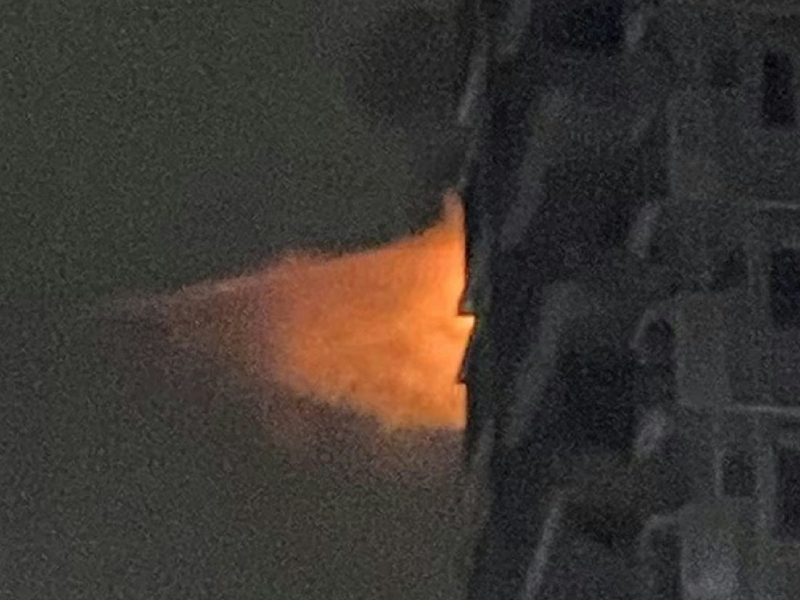 深水埗火警爆炸 男子飛墮平台死亡