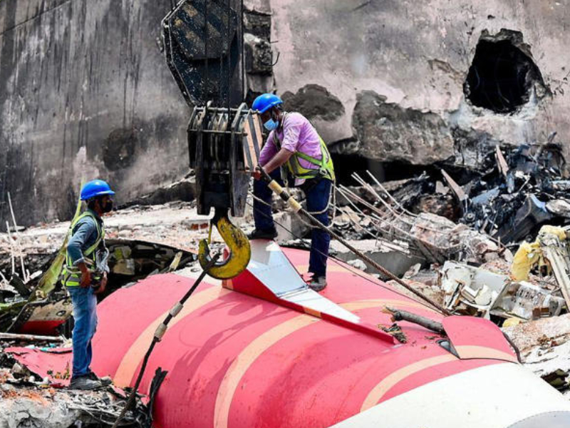 波音 787 發動機燃料突然中斷