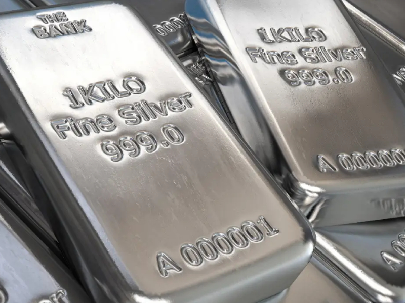 白銀價格突破新高，如何把握投資機會？