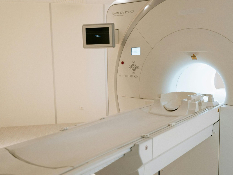 男子誤闖磁力共振室 遭強磁力吸入喪生