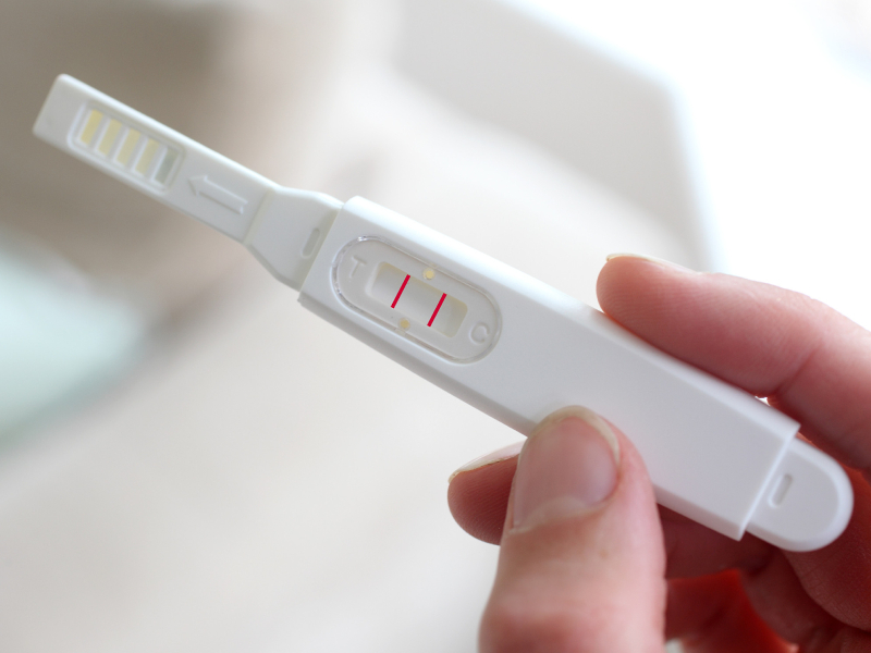 男驗孕棒現 2 條線 醫警告睪丸癌徵兆