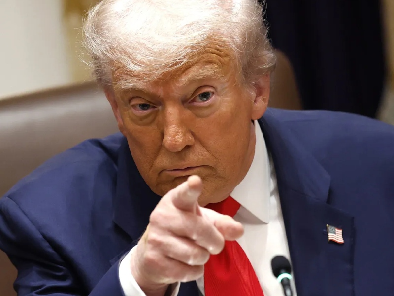 特朗普警告中國韓國？