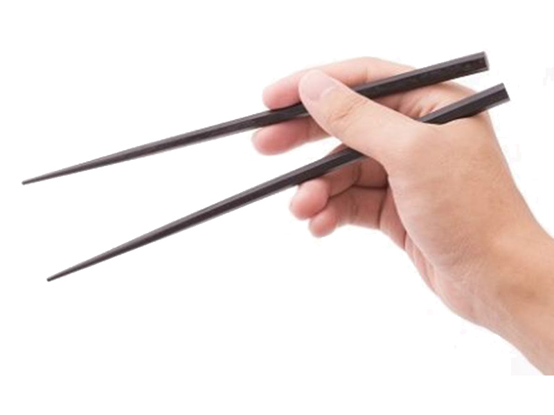 這樣使用筷子等於慢性自殺